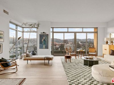 10800 Wilshire Blvd APT 1901