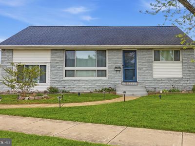 2500 Woodlawn Dr
