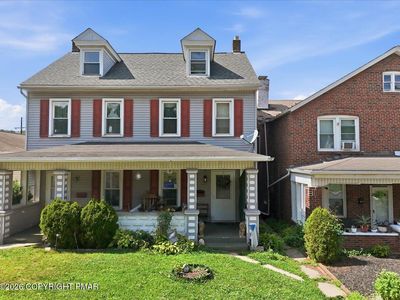 215 Lehigh Ave