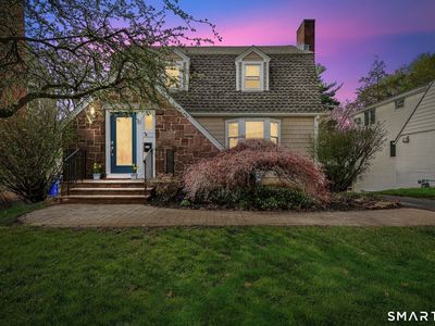 81 Meadowbrook Road