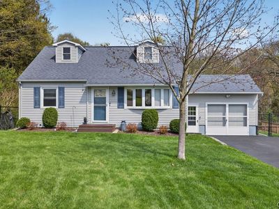 101 Broadmoor Dr