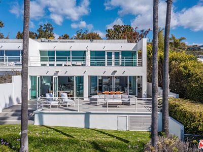 27420 Pacific Coast Hwy