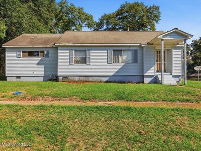 Property at 215 E Simpson Ave, Mendenhall, MS