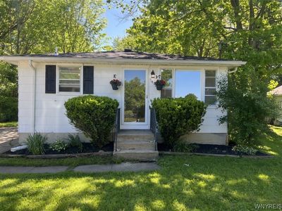Property at 5901 Rosewood Ter, Lake View, NY