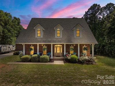 710 Sleepy Hollow Rd