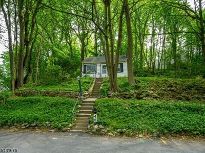 48 Vail Rd