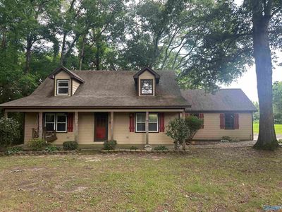 1809 Parker Rd SE