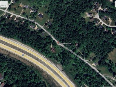 373 Lakeview Dr