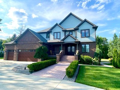 850 W South Blvd