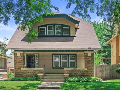 2430 North Grant BOULEVARD