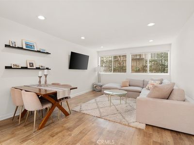 532 N Rossmore Ave APT 103
