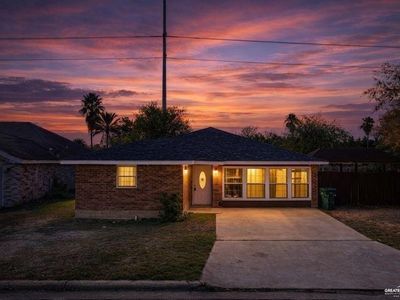 Property at 904 S Diplomat Dr, Pharr, TX