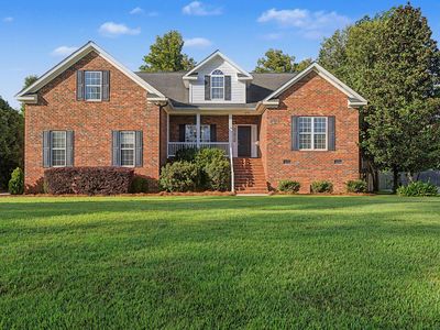 570 River North Dr