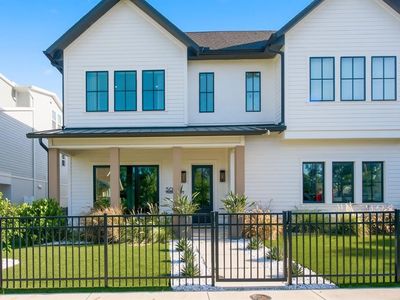501 W WARREN AVENUE #2