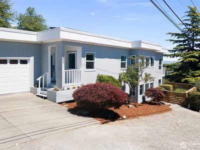 600 SW Cloverdale Street