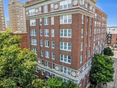 5330 Pershing Ave APT 406