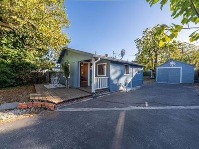 134 Catalpa Ln