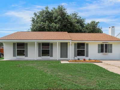 209 Village Ln