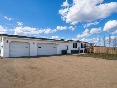 Property at 704 Sunset Dr, Devils Lake, ND