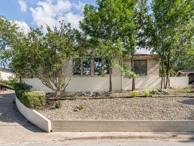 1307 Malibu Dr N