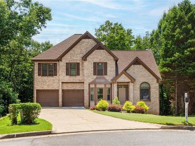 2213 Thicket Ct NW