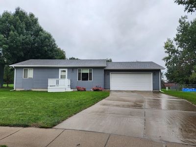 1220 Pasque Cir