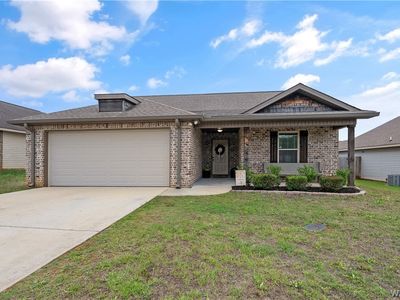 104 Azalea Ln