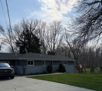 3100 Hillview Ln