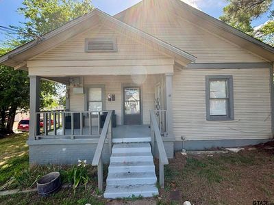 Property at 1120 S Donnybrook Ave, Tyler, TX