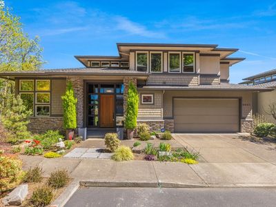 6643 NW Meridian Ridge Dr