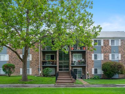 1627 N Windsor Dr APT 305