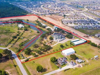 10111 W Hidden Lake Ln