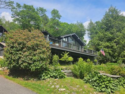 226 Sky lake Drive