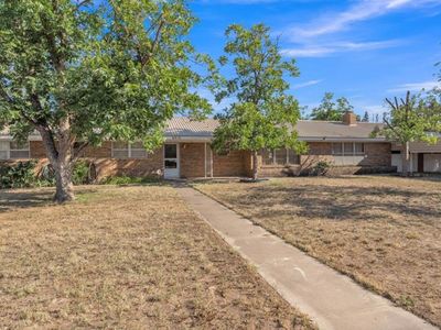 6910 S Service Rd