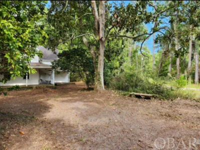 1071 N Highway 64/264