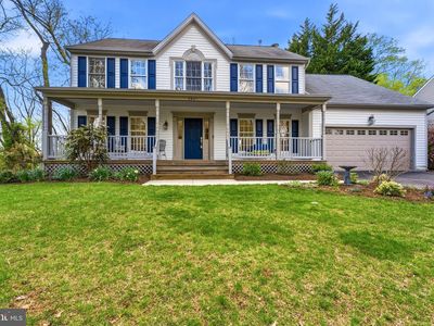 3831 Parrot Dr