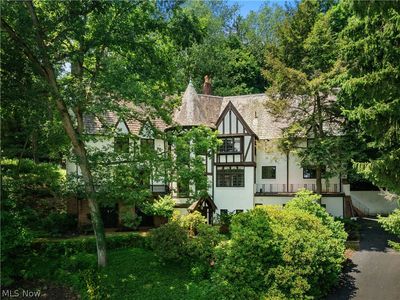 2421 Brentwood Rd NW
