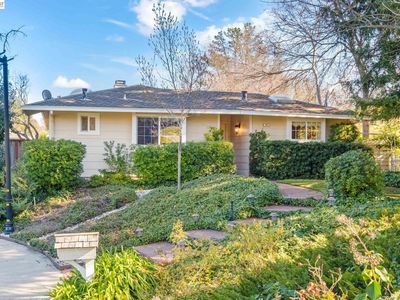851 Luz Ct