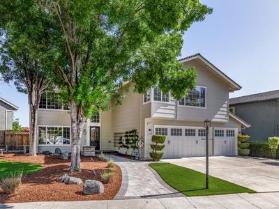 665 Colleen Dr
