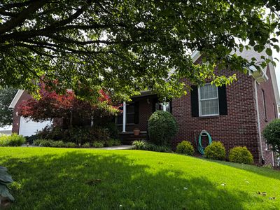844 Isaac Shelby Cir E