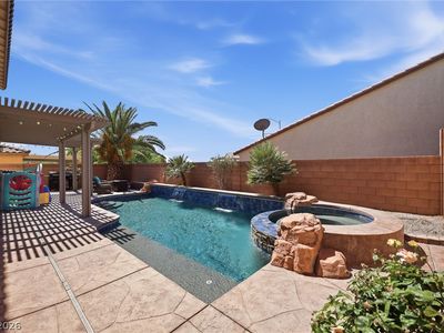 1633 Luna Vista Pl
