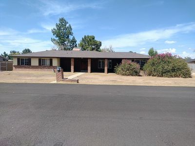 950 E Remington Dr