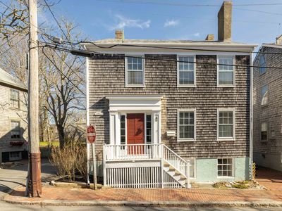 17 Gay St