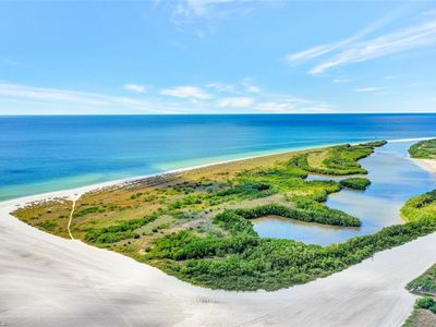 380 Seaview Ct APT 1108