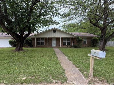 Property at 412 Angelina St, Jacksonville, TX
