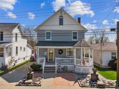 320 Walnut St