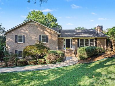 105 Windsong Ct