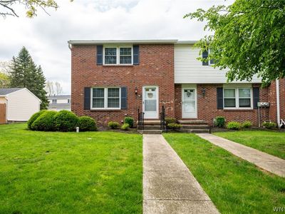 270 Wimbledon Ct