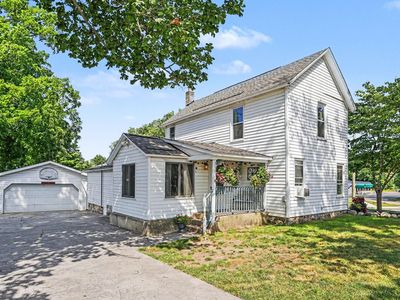 200 Russell St