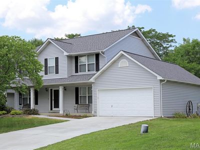 16 Staunton Way